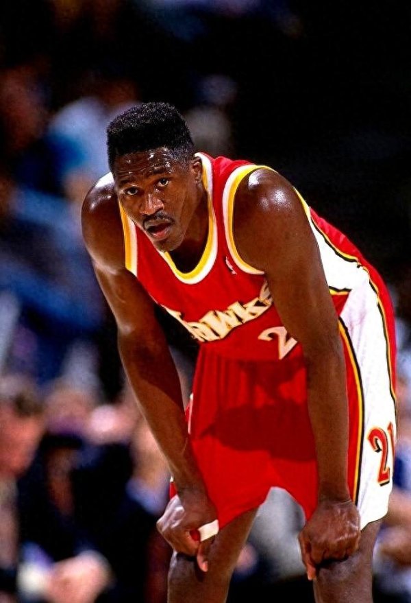 Wilkins: Kobe là người thứ hai trong lịch sử, anh ta sẽ không thể tham gia lực lượng!